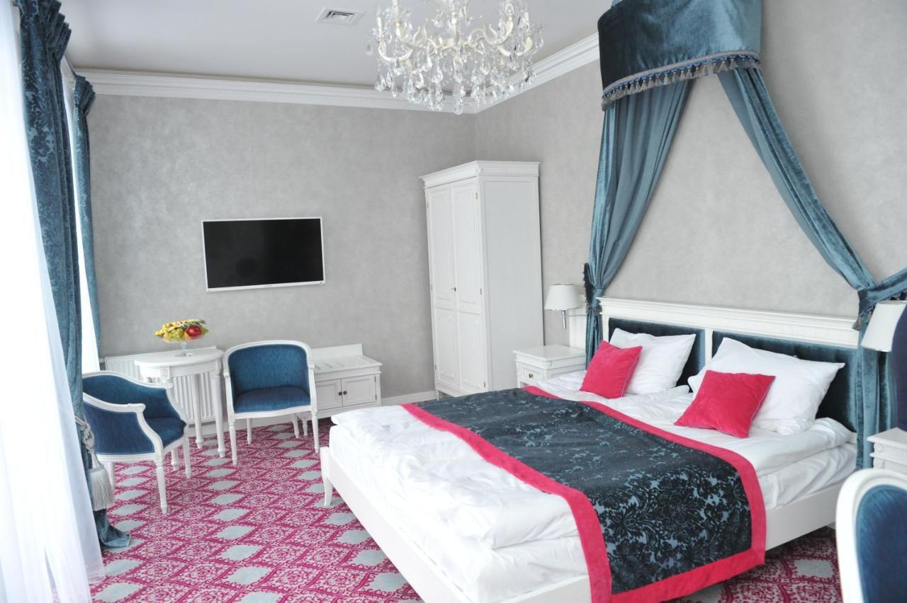 Palac Domaniowski Wieniawa Habitación foto